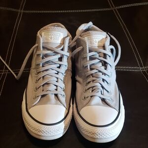 Womens Mid Converse
